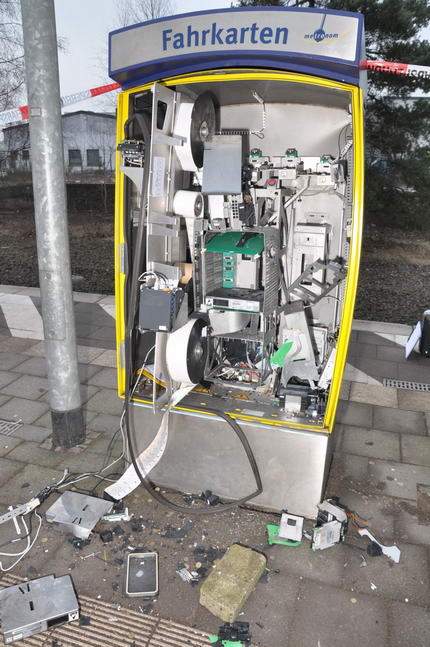 Fahrkartenautomat Scheeßeler Bahnhof gesprengt